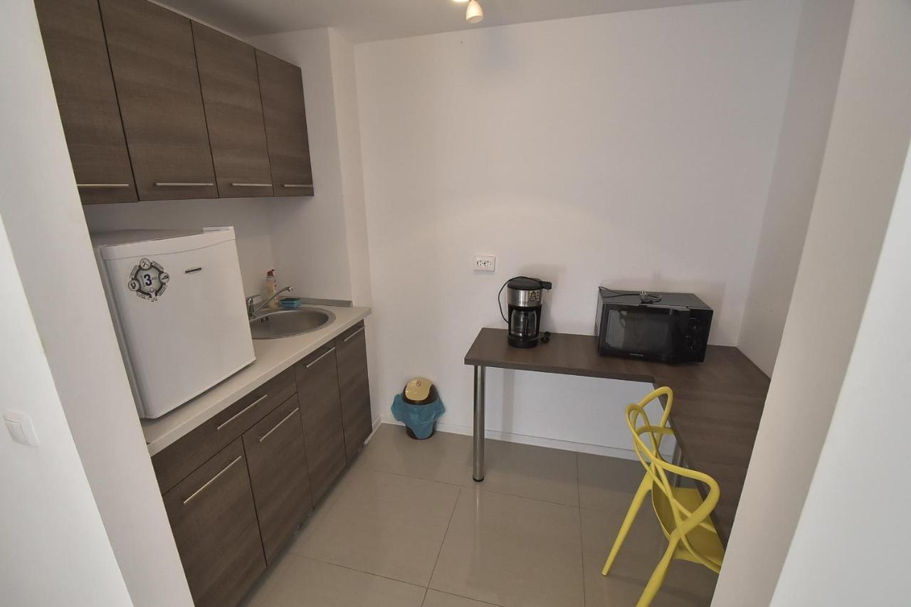 Vilagio Apartments Нэводари Экстерьер фото