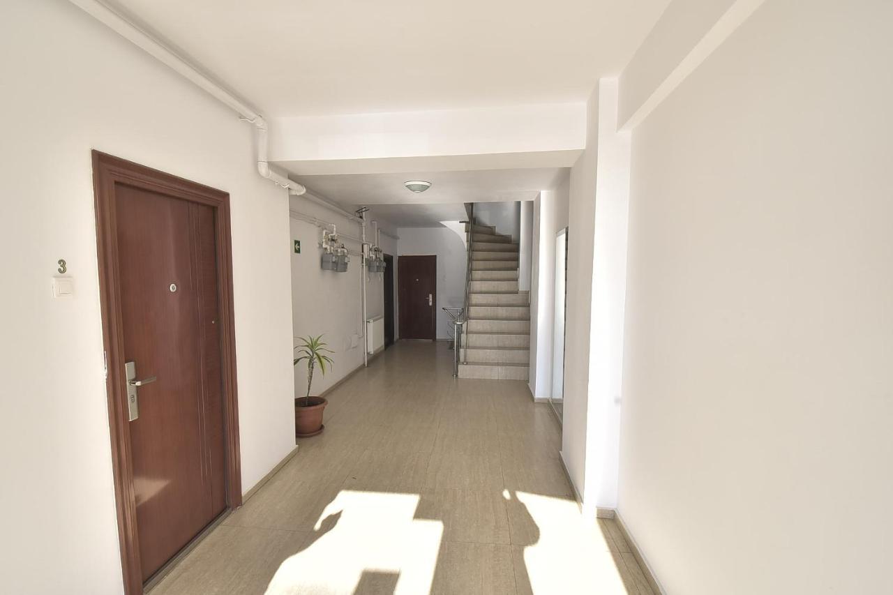 Vilagio Apartments Нэводари Экстерьер фото