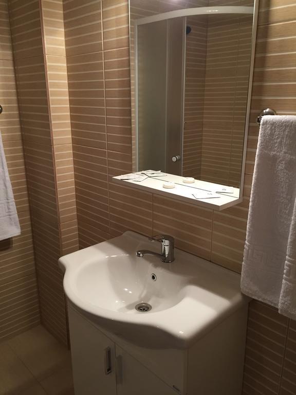Vilagio Apartments Нэводари Номер фото