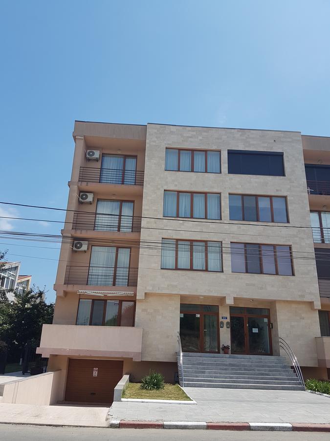 Vilagio Apartments Нэводари Экстерьер фото